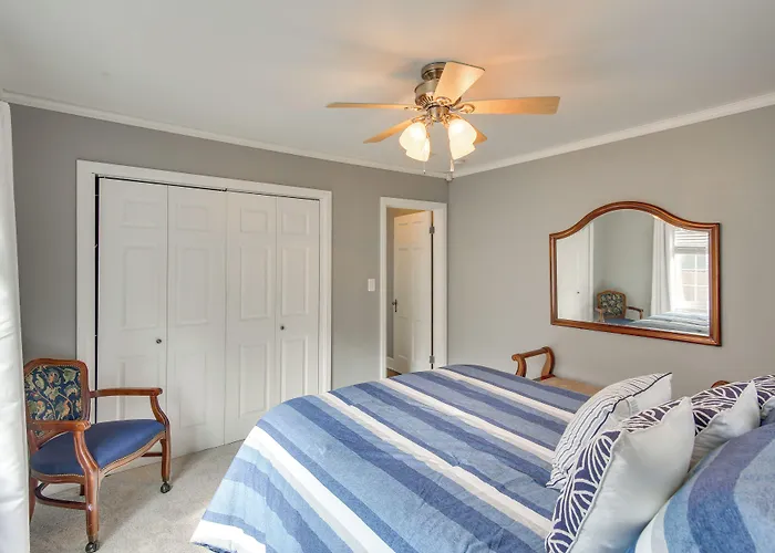 Walk To Expo Square! W/ Deck & Yard Tulsa